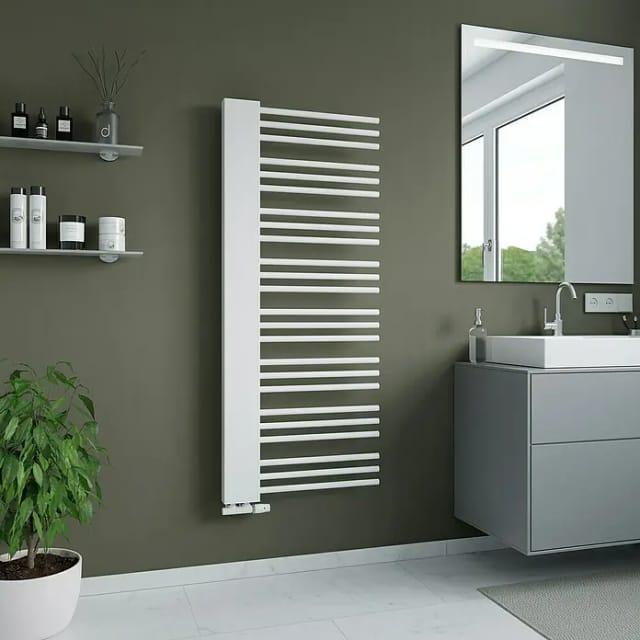 Azur Badheizkörper Rosi 146 x 60 cm 612 W Weiß