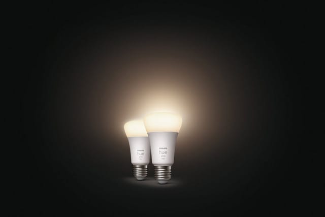 Philips Hue Leuchtmittel E27 White 2.700 K 1055,m 9,5 W 2er Set