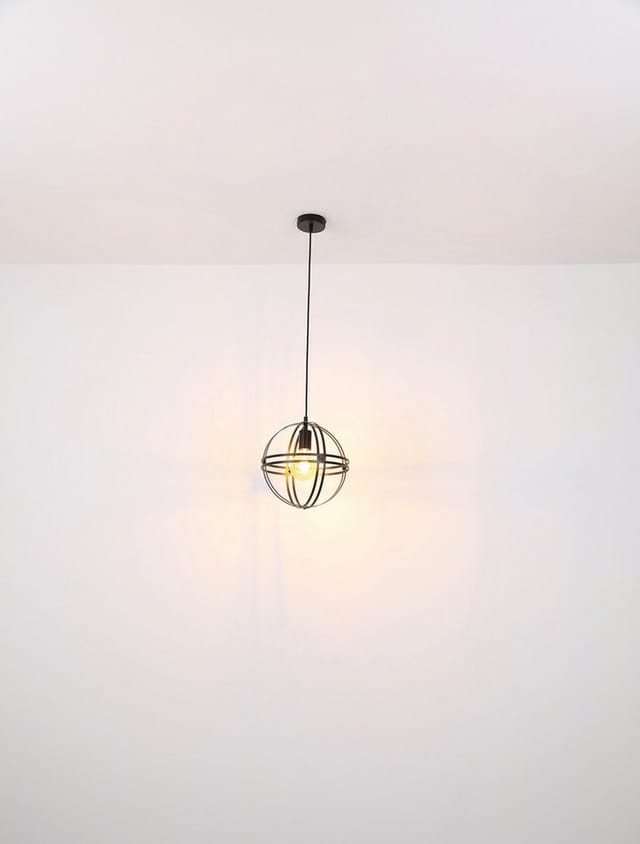 Globo Pendelleuchte 1-flammig Schwarz matt 400 x 1200 mm