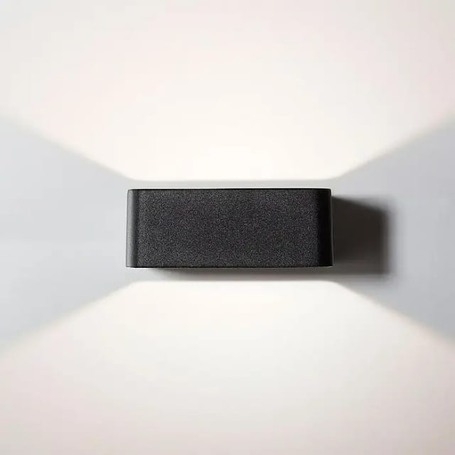 Brilliant LED-Außenwandleuchte Golda 15 cm x 12 cm Schwarz