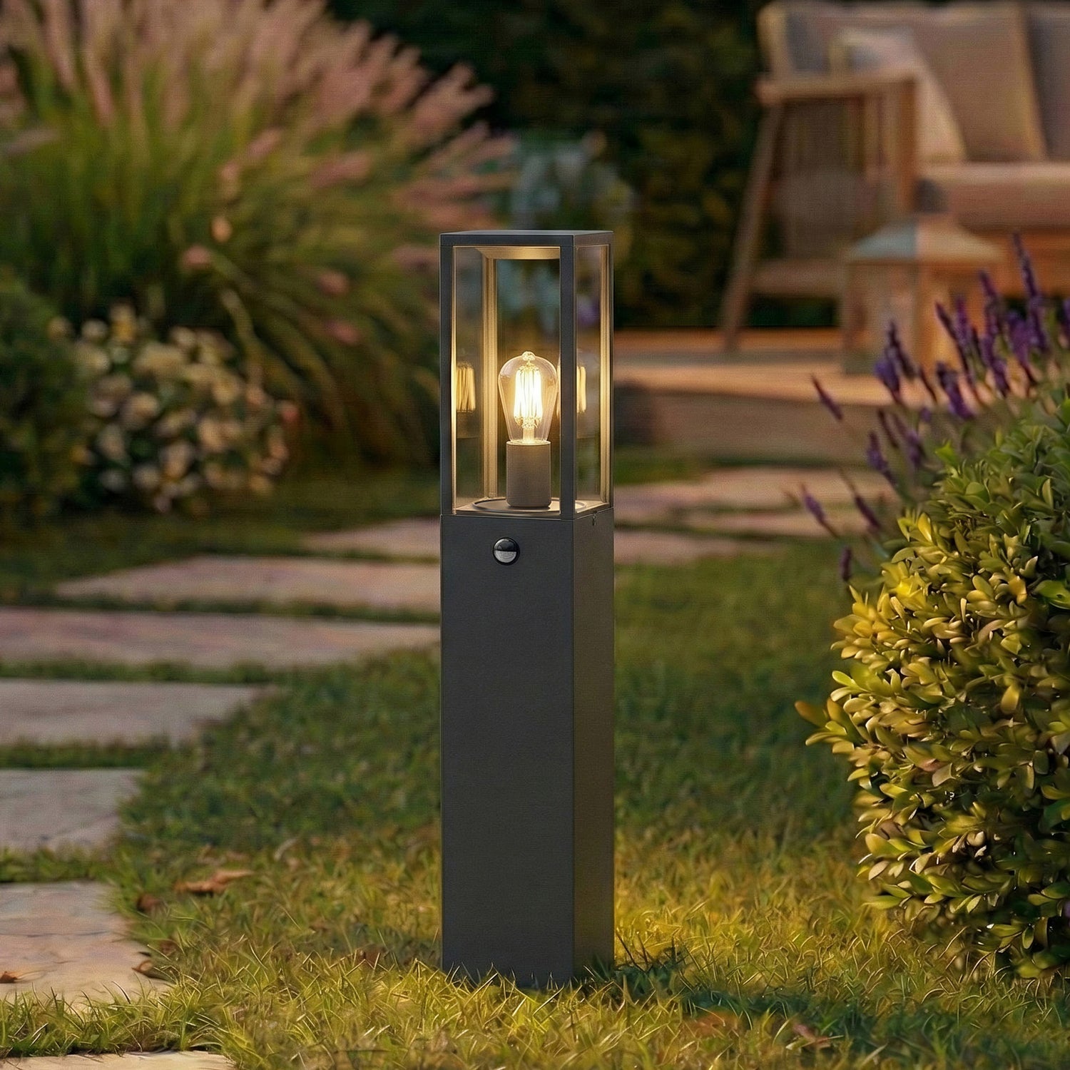 [neuwertig] B-ware Lindby Wegeleuchte Gartenleuchte Peldar Sensor Anthrazit Transparent Außenla626