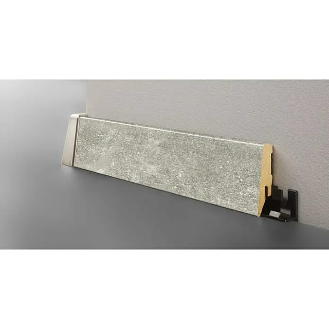 Sockelleiste Pietra Stratos Grau 58 mm x 18 mm x 2.600 mm