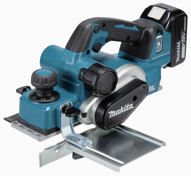 Makita Akku-Hobel DKP181ZU 82 mm mit Bluetooth für 18 V Solo