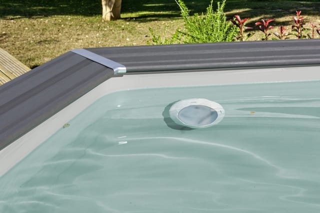 Gre Composite Pool Avantgarde Oval 664 cm x 386 cm x 124 cm m. Beleuchtung