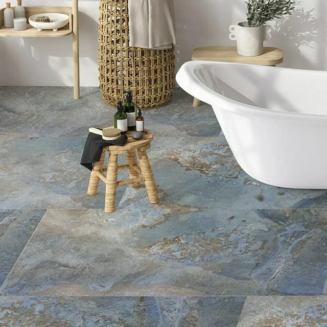 Bodenfliese Feinsteinzeug Travertino Grau Teilpoliert 60 cm x 120 cm