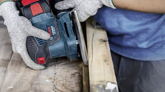 Bosch Schleifblatt Expert C470 mit 11 Löchern für Multischleifer K80
