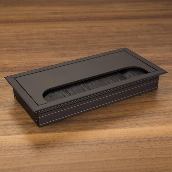 Cavo Kabelverschraubungs-winkelanschlussdose 160 X 80 Mm Schwarz Eloxiert