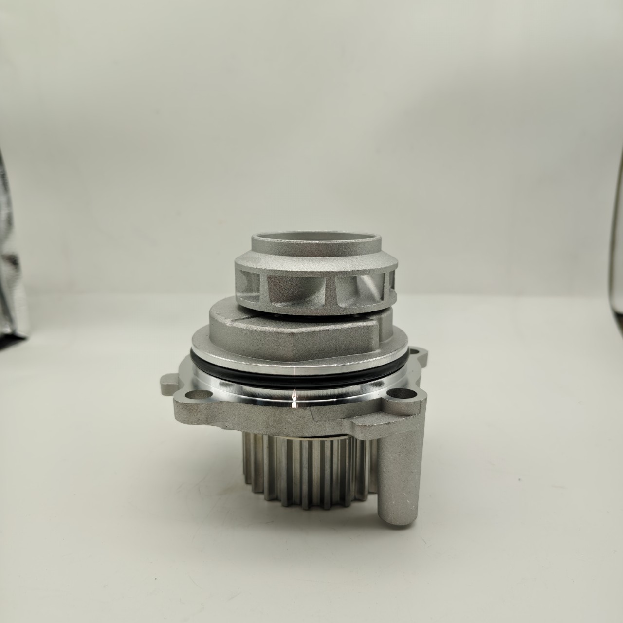 Wasserpumpe Mit Aluminium-laufrad Passend Für Audi – 06b121011b / 06b121011c