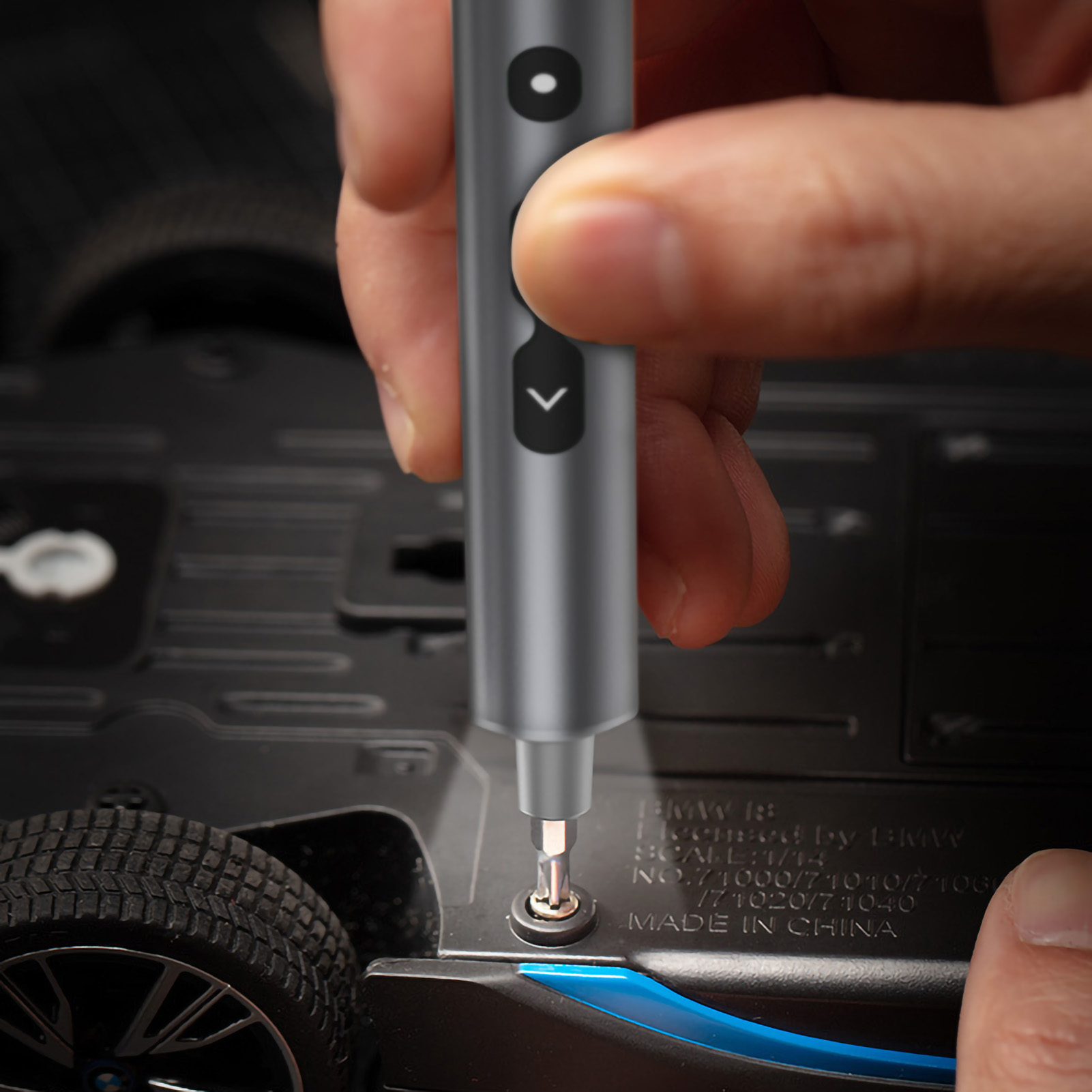 Wiederaufladbarer Multifunktions-elektroschrauber Mit Lithium-akku Und Led-licht, Leistungsstarker Akkuschrauber, Kompaktes Handwerkzeug