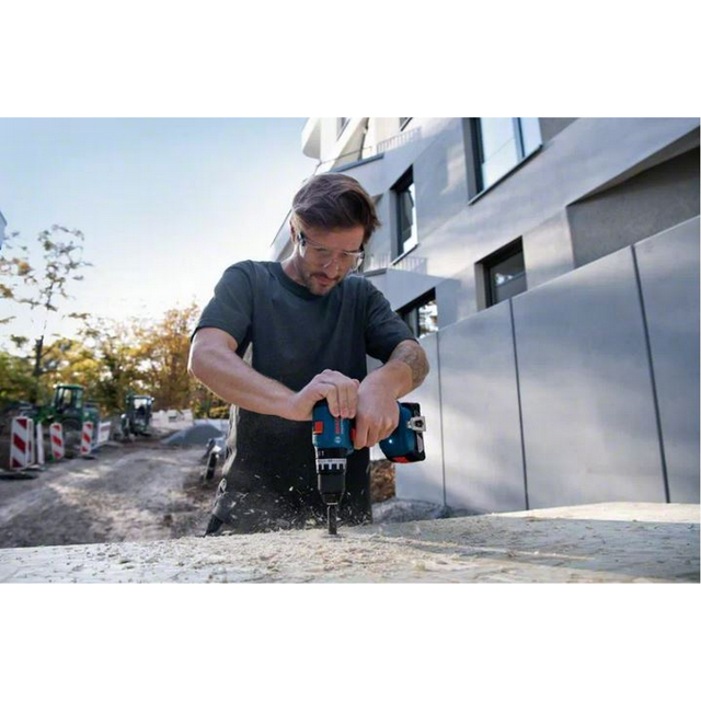 Bosch Akku-Bohrschrauber-Set 'GSB 18V-45' mit 2 Akkus und Ladegerät