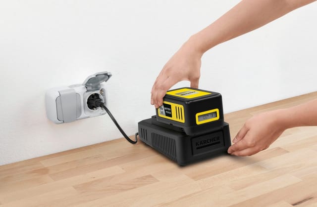 Kärcher Akku-Starter-Set 'Battery Power' Ladegerät und Akku 18 V, 5,0 Ah
