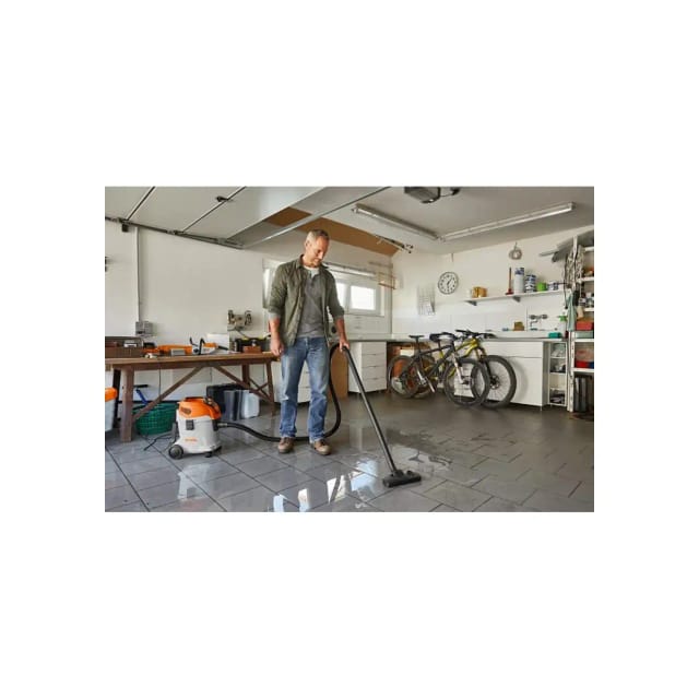 Stihl Nass- und Trockensauger 'SE 33' 230 V