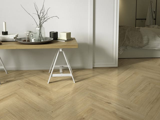 Classen Laminat Fischgrät 'Ville Juneda' Eiche hellbraun 8 mm