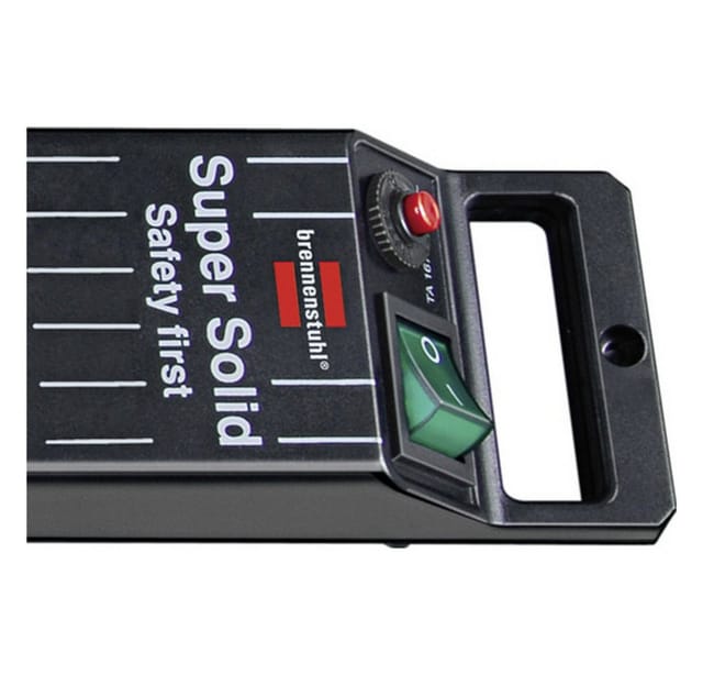 Brennenstuhl Steckdosenleiste 'Super Solid' 8-fach schwarz 2,5 m
