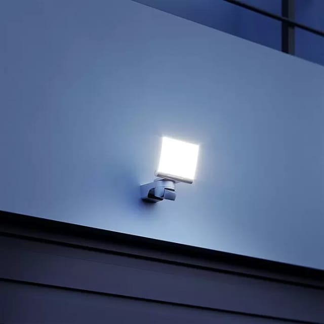 Steinel Sensor-LED-Strahler 3000 K XLED home 2 XL S WS - 30070
