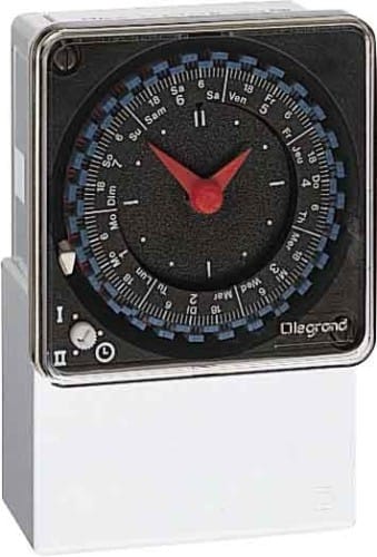 Legrand (BT) Analogschaltuhr m.Gangres. 230V,50Hz Legrand 049754 - 049754