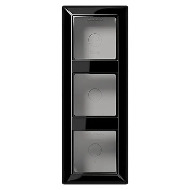 Jung AP-Kappe 3-fach sw angeformter Rahmen AS 583 A
