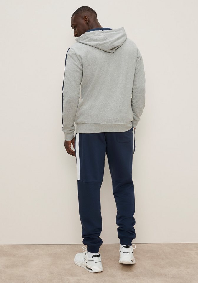 KangaROOS Jogginganzug, mit Kapuze, aus Baumwolle und Polyester Bild 3