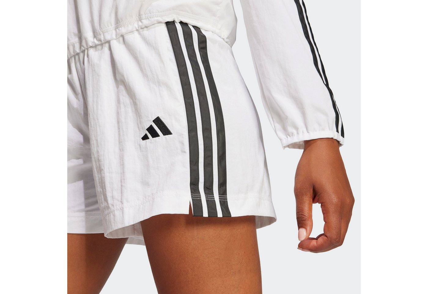 adidas Sportswear Sporthose ESSENTIALS 3-STRIPES LIFESTYLE WOVEN (1-tlg) Bild 4