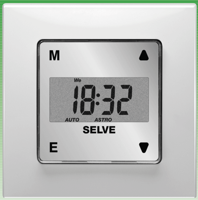 SEL 297000 - Rollladensteuerung, Zeitschaltuhr mit Astro Programm