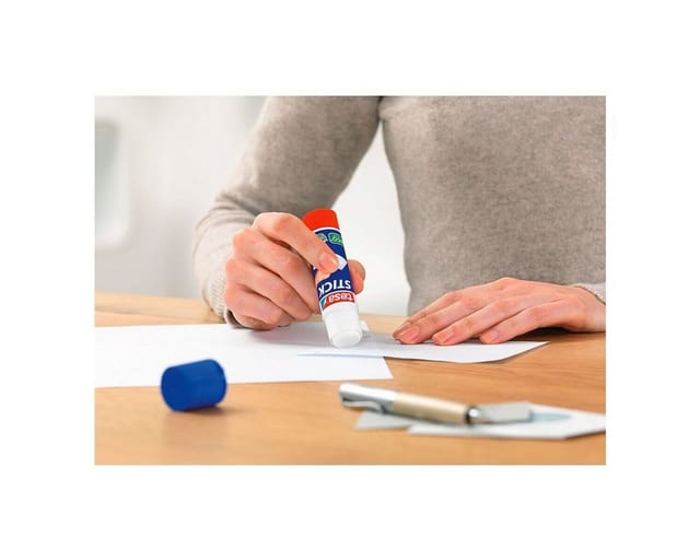 TESA 57024 - tesa® Stick, Inhalt 10 g