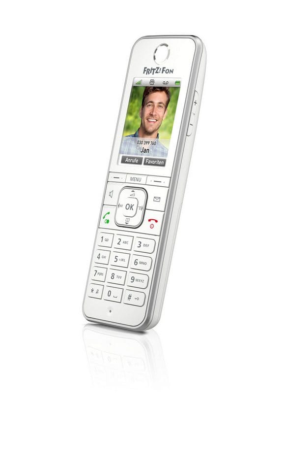 AVM FRITZFON C6 - FRITZ!Fon C6 - Farbdisplay (180 ppi),240 x 320px