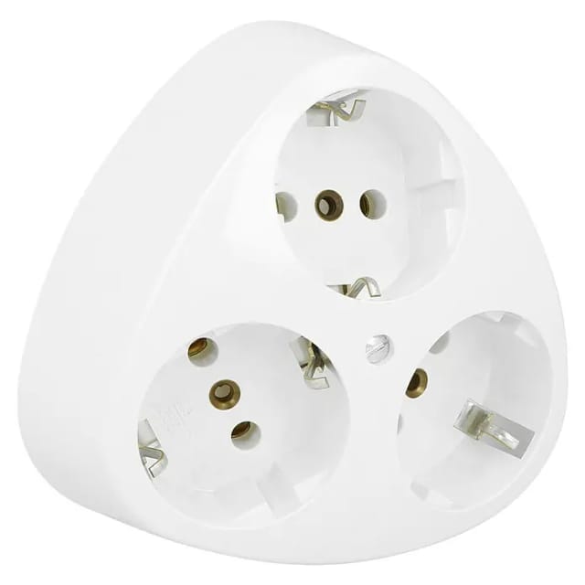 EL AP 100502000 - STANDARD - Schutzkontakt-Steckdose, 3-fach, arktisweiß
