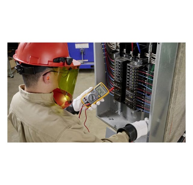 FLUKE 17B+ - Multimeter 17B+, digital, 4000 Counts
