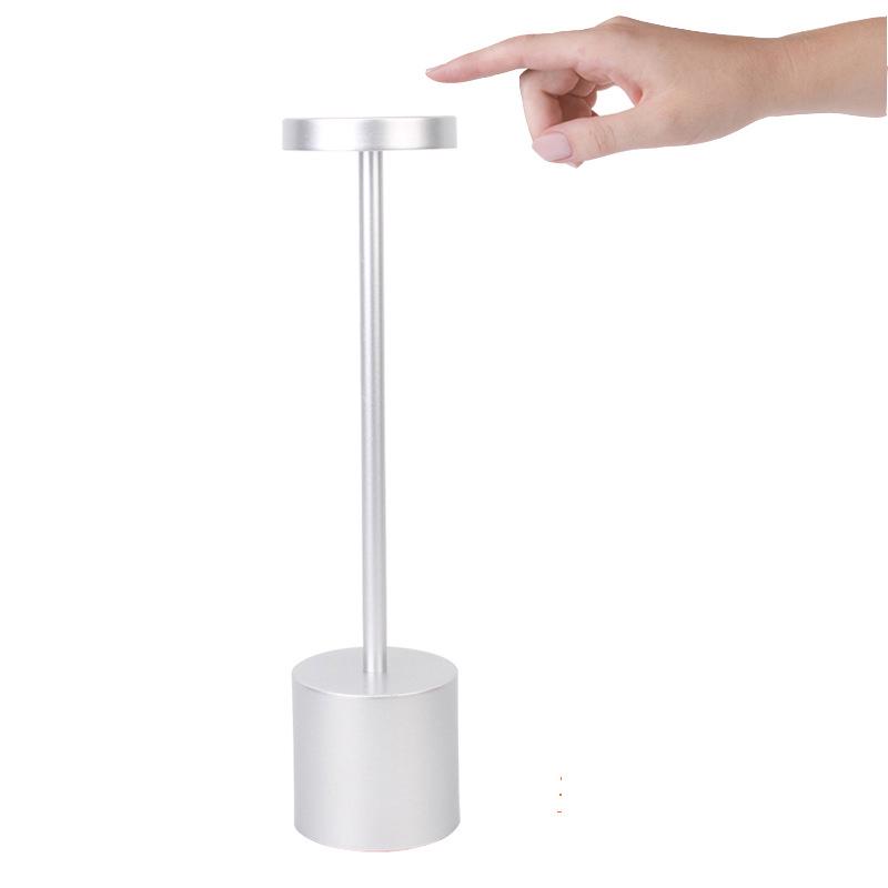 Wiederaufladbare Kabellose Tischleuchte Aus Silberfarbenem Metall, 3600mah Led, Usb-anschluss, 3 Beleuchtungsmodi, Für Nachttisch, Außenbereich, Terrasse, Restaurant.