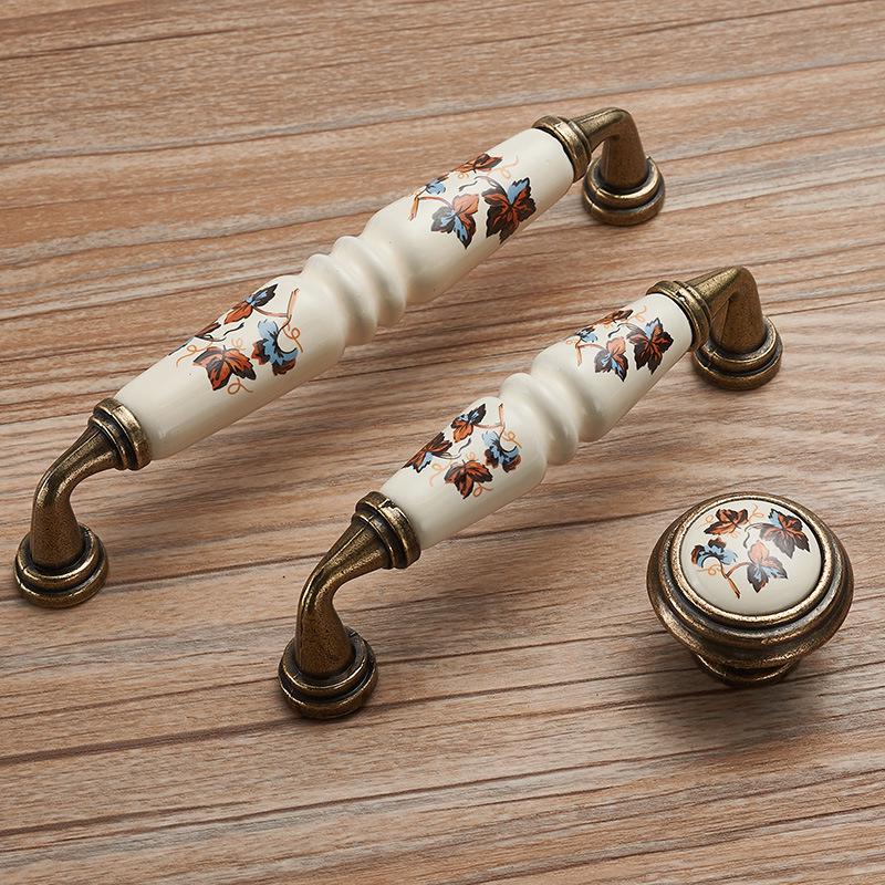 Lot De 3 Boutons De Porte À Motif Floral Pour Meubles De Cuisine, Tiroirs Et Autres Meubles Décoratifs.