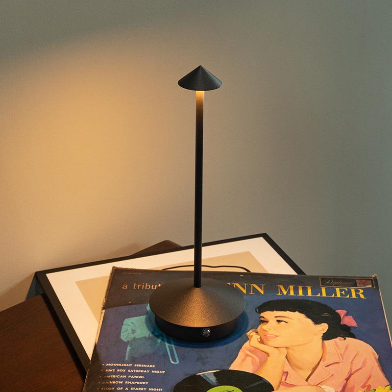 Lampe De Table Led À Intensité Variable Pina Pro En Aluminium, Utilisation Intérieure/extérieure, Prise Ue - Corten