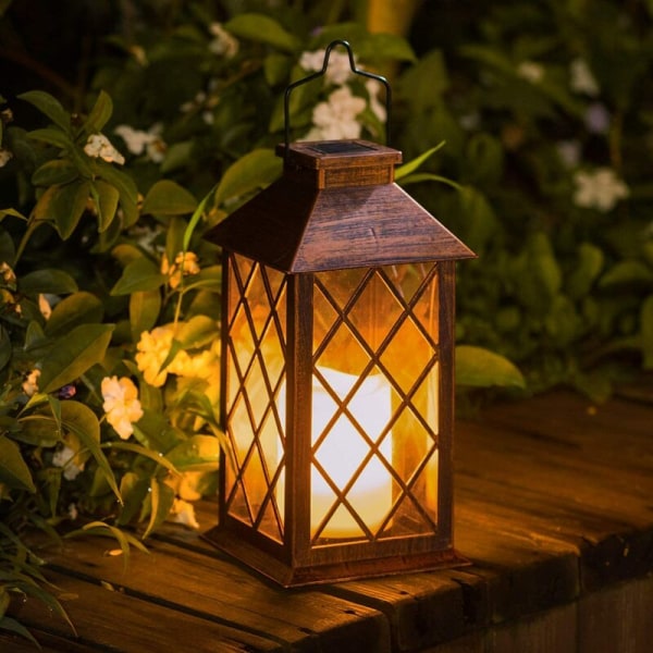 Retro-solarlaterne Aus Kunststoff, Kreative Gartenlampe Für Die Villa, Elegante Außendekoration.