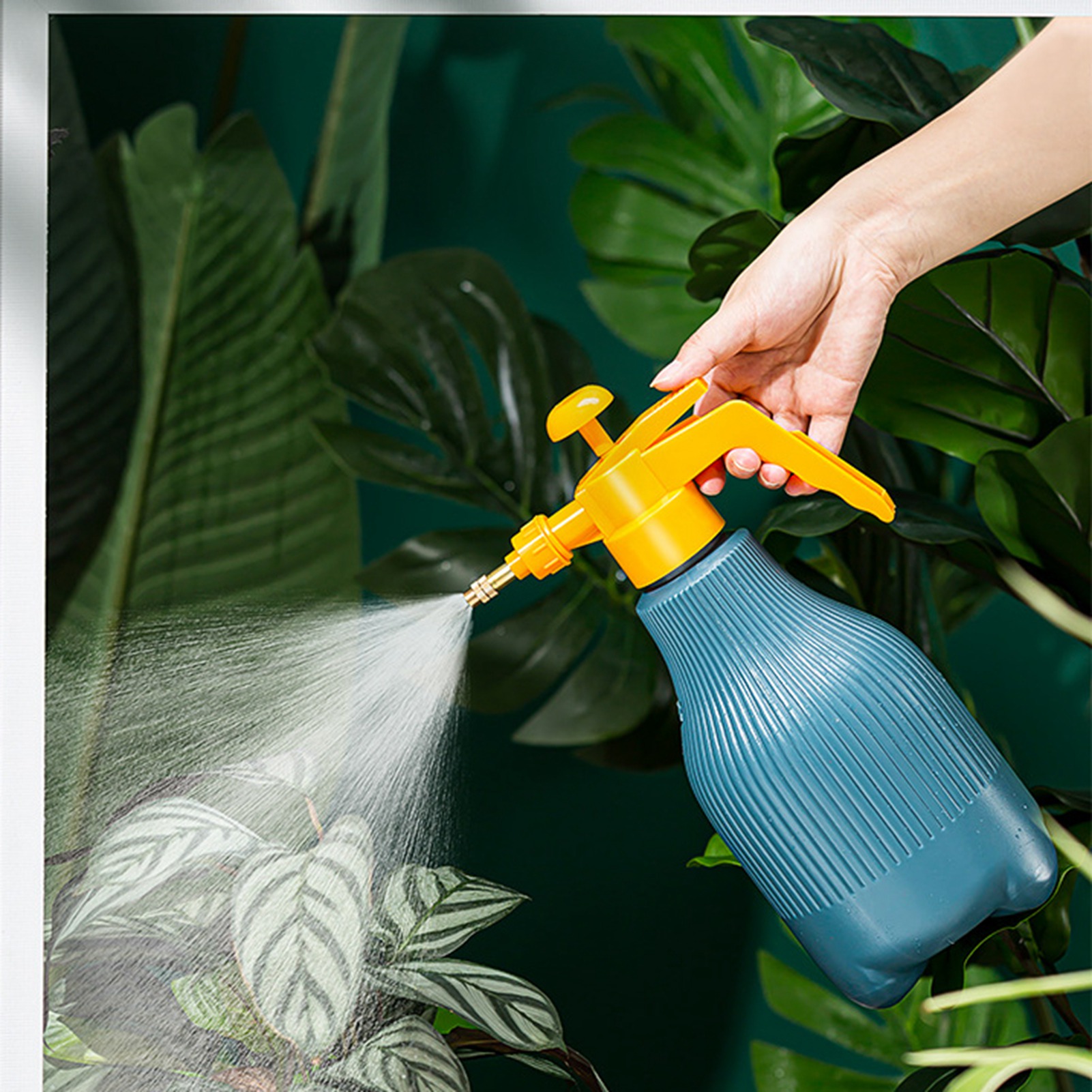 1500-ml-gartensprühflasche Mit Drehbarer Sprühdüse, Versiegelt, Gleichmäßiger Sprühstrahl, Großer Sprühbereich, Blau