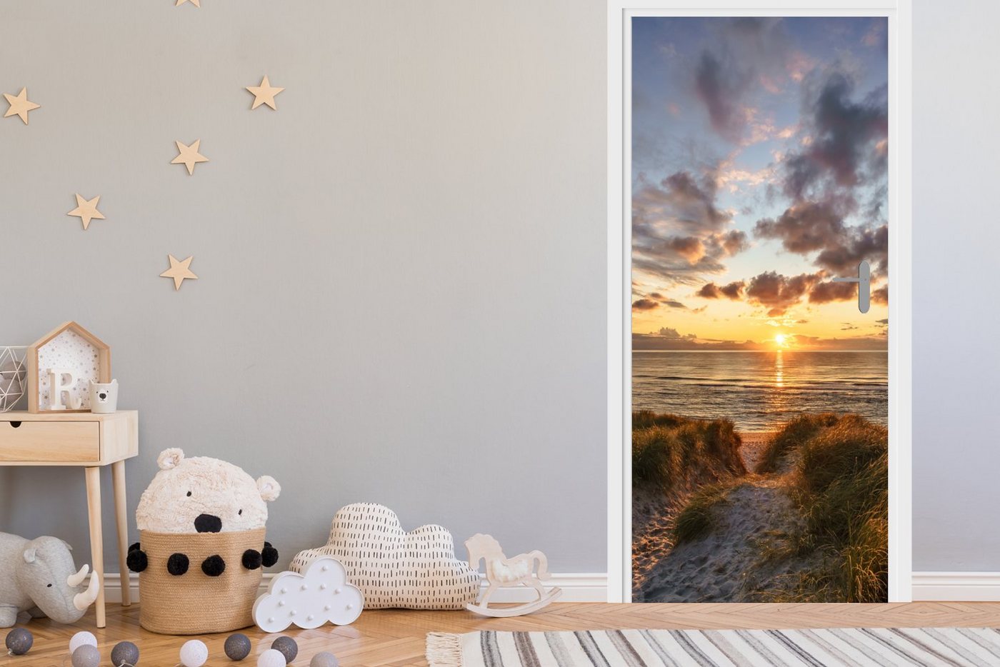 MuchoWow Türtapete Farbenfroher Sonnenuntergang über den ruhigen Dünen, Matt, bedruckt, (1 St), Selbstklebende Tapete, Folie für Möbel, 75x205 cm