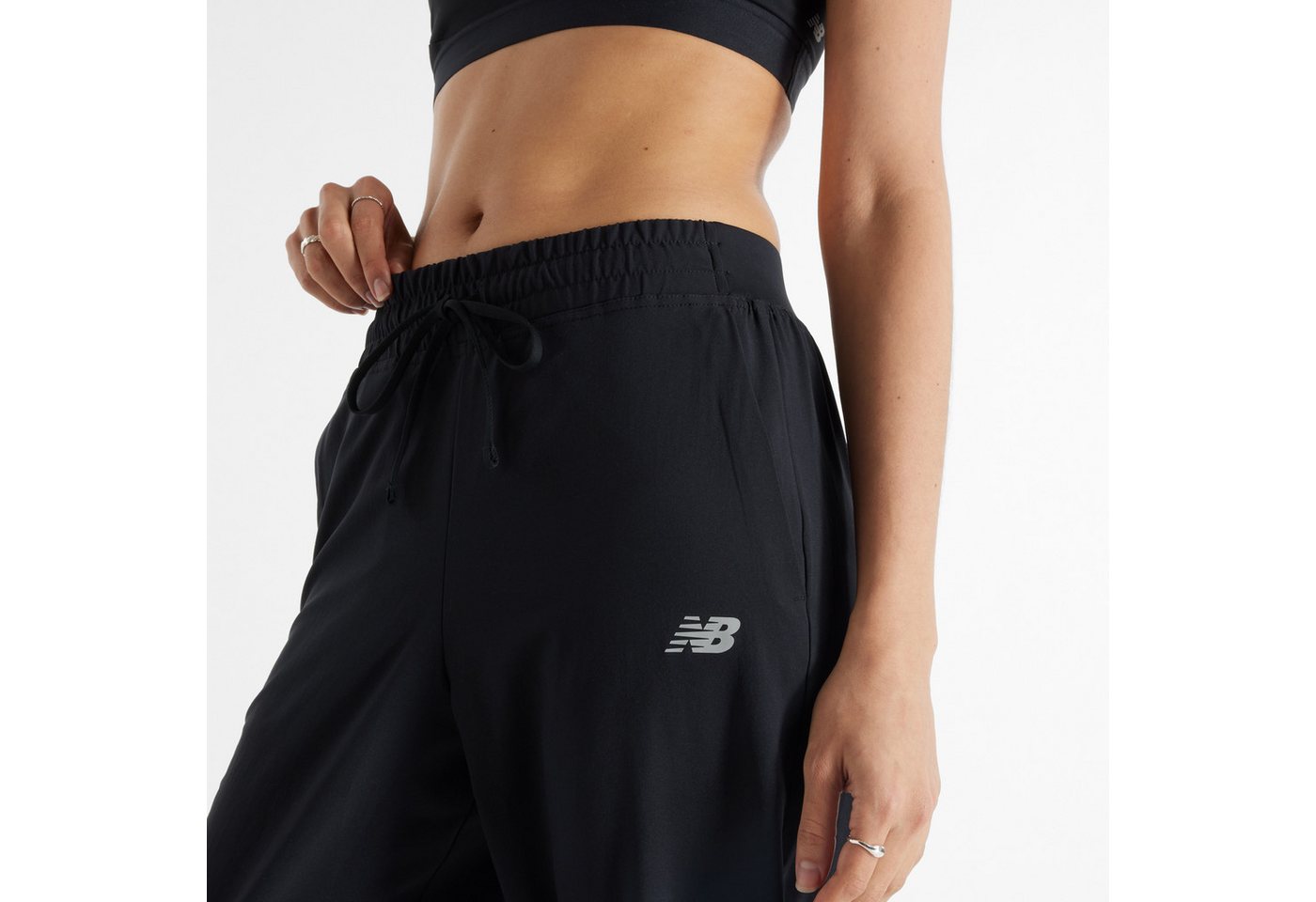 New Balance Trainingshose Sport Essentials Performance Woven Pant für Laufen entwickelt, atmungsaktive Webhose, leichtes Material