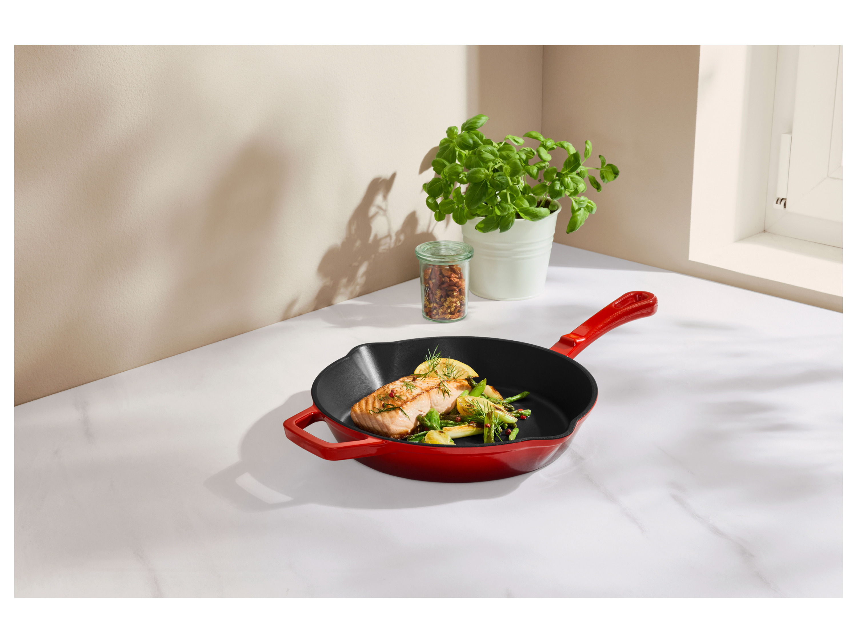 SILVERCREST® Premium-Gusseisengrillpfanne / Premium-Gusseisenpfanne (Rund, Rot) Bild 2