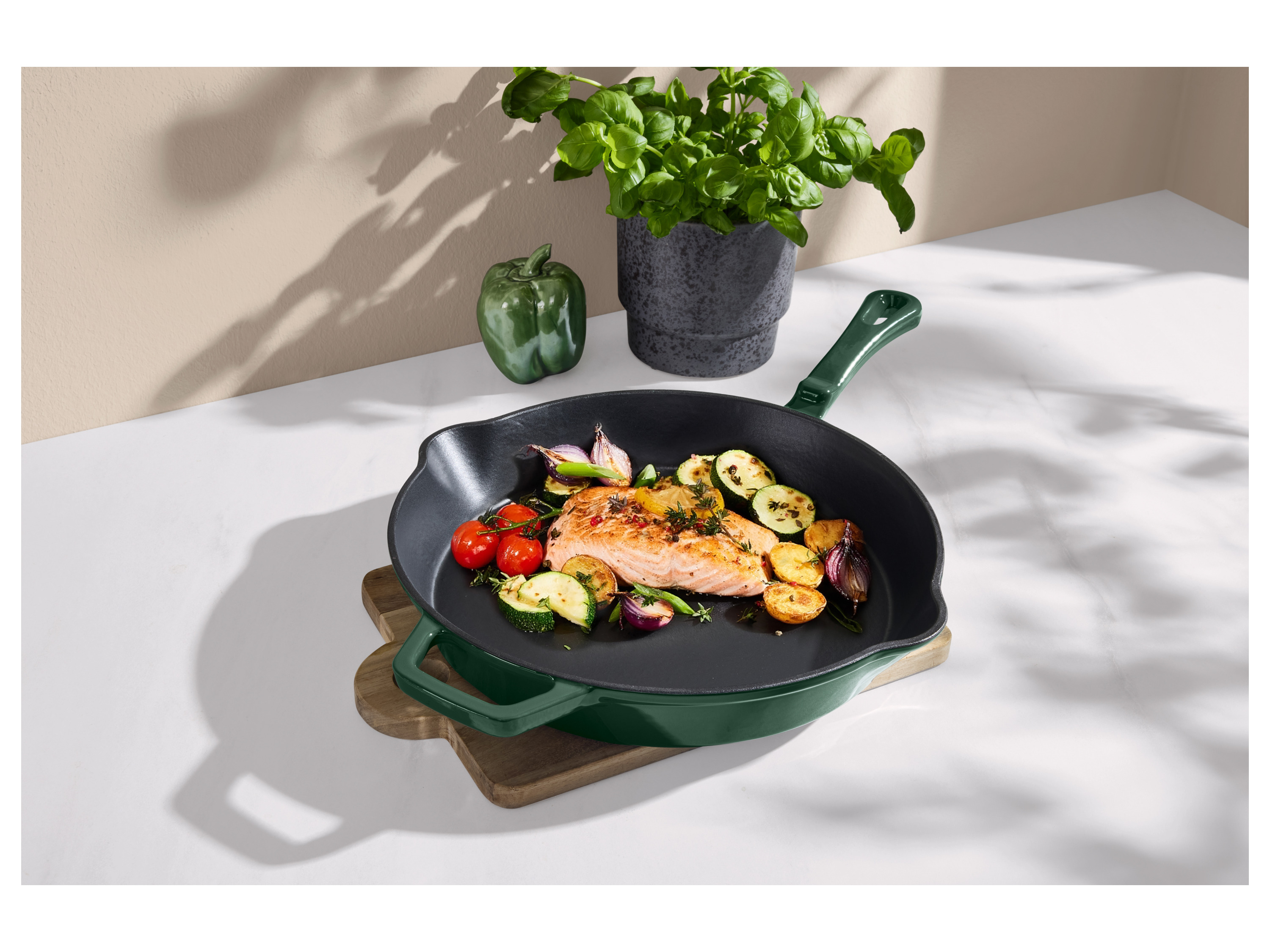 SILVERCREST® Premium-Gusseisenpfanne, Ø 30 cm (grün) Bild 4