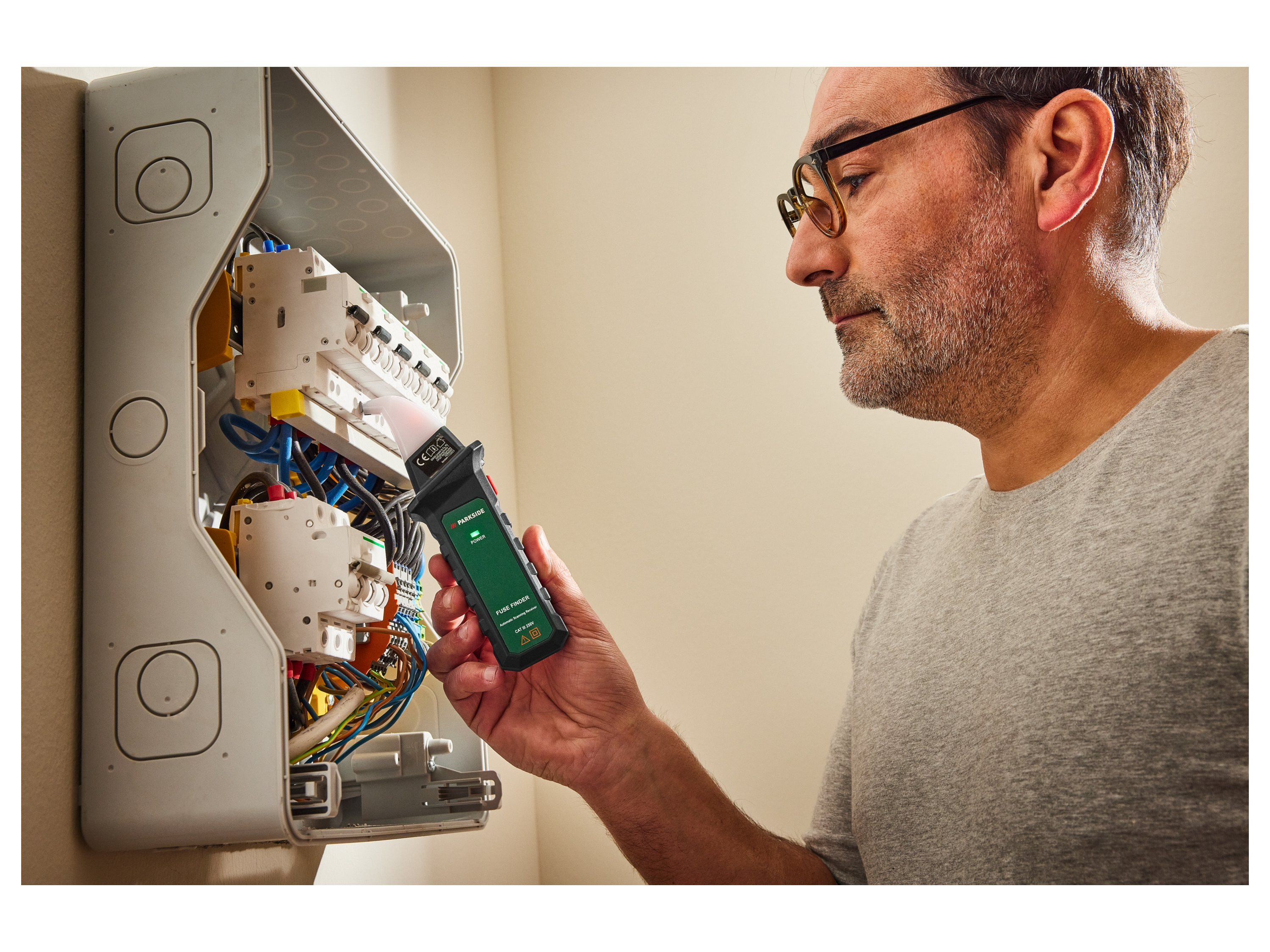 PARKSIDE® Sicherungsfinder »PFF 20 A1«, mit LED-Anzeige und variablem Signalton Bild 4