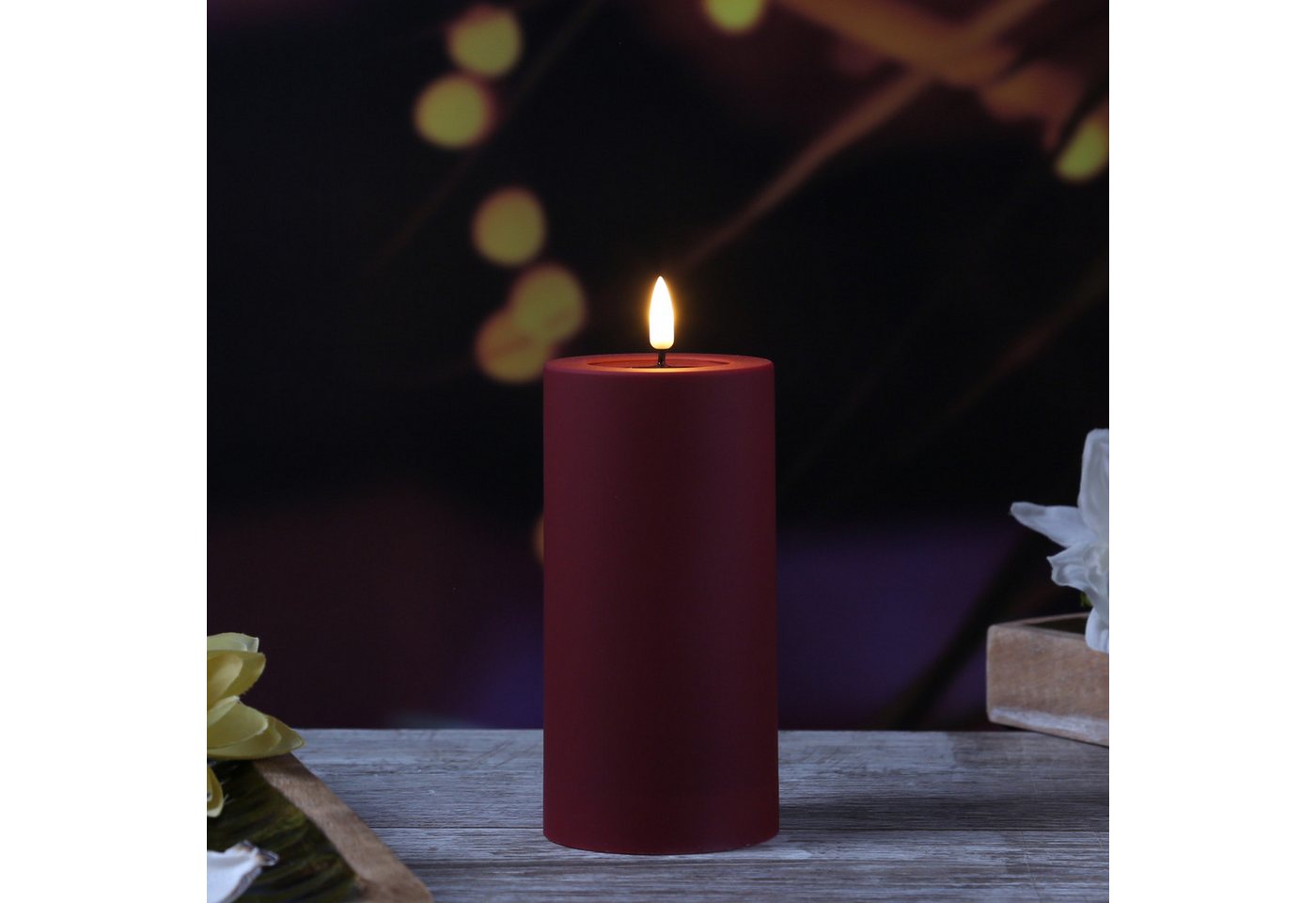 Deluxe Homeart LED-Kerze MIA für Deluxe für Außen flackernd H: 15cm D: 7,5cm dunkelrot outdoor, LED Classic, warmweiß (2100K bis 3000K) Bild 3
