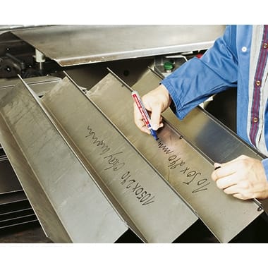 edding Permanentmarker 3000 4-3000010 1,5-3mm Rundspitze h.bl