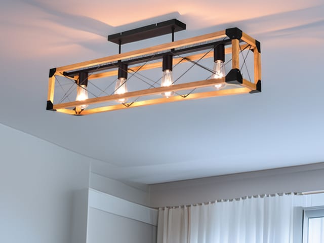 Trio Lighting - Deckenleuchte tenali 4-flammig mit Holzbalken Metall Schwarz, Breite 100cm