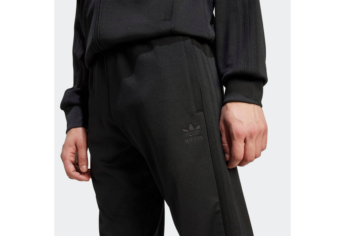 adidas Originals Sporthose SST TP (1-tlg) schmale Passform, mit elastischem Bund und Kordelzug Bild 5