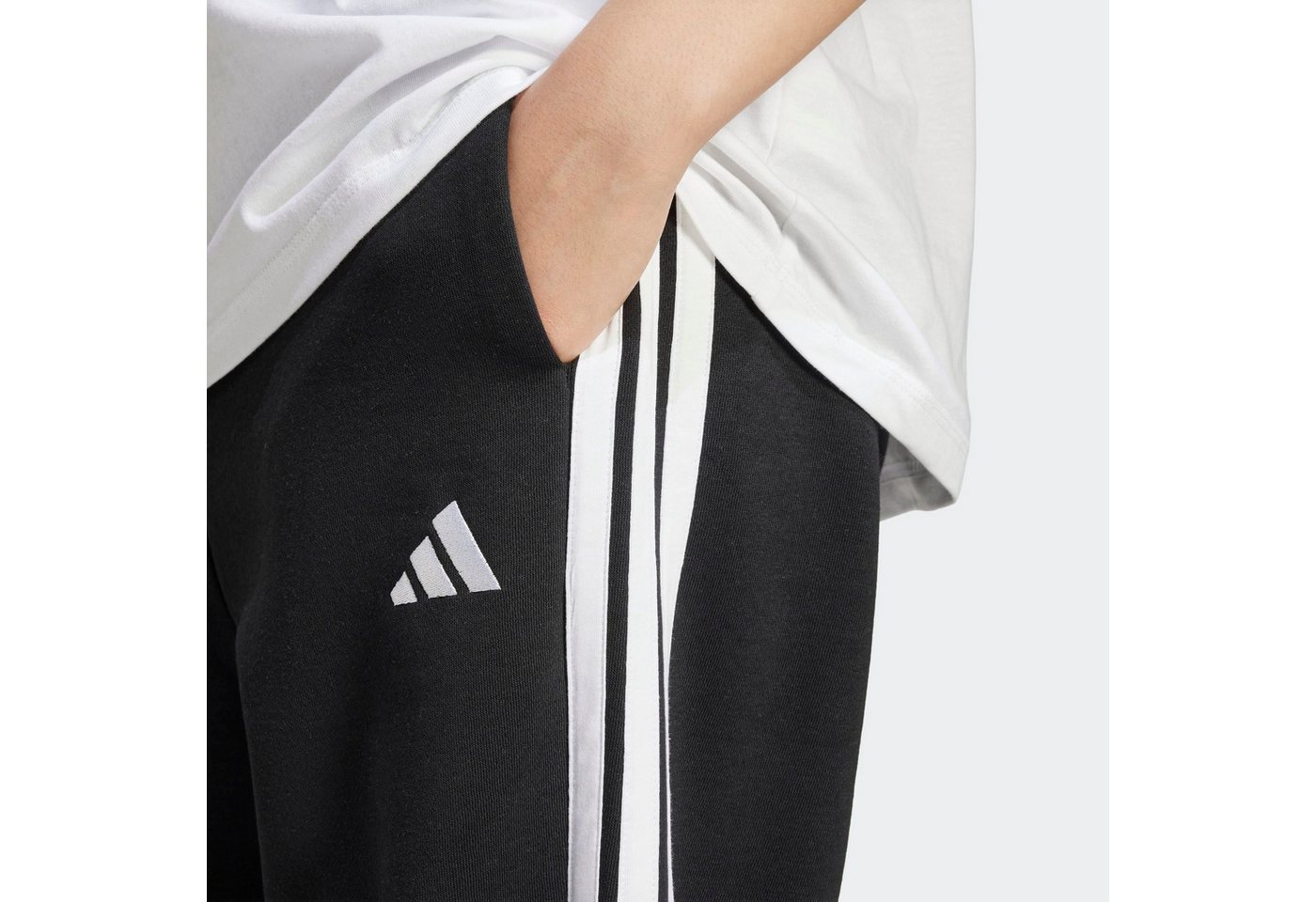 adidas Sportswear Sporthose W 3S FL C PT Locker geschnitten, mit schmal zulaufender Beinform Bild 2