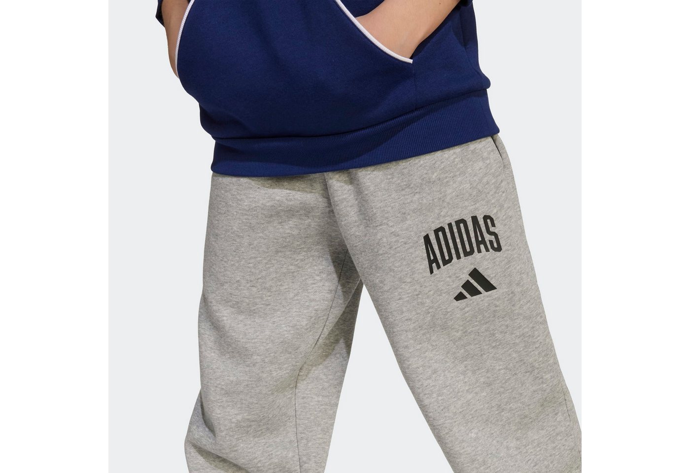 adidas Sportswear Sporthose J CLGT FL PNT für Kinder und Teens, sportlicher Stil, mit Seitentaschen Bild 3