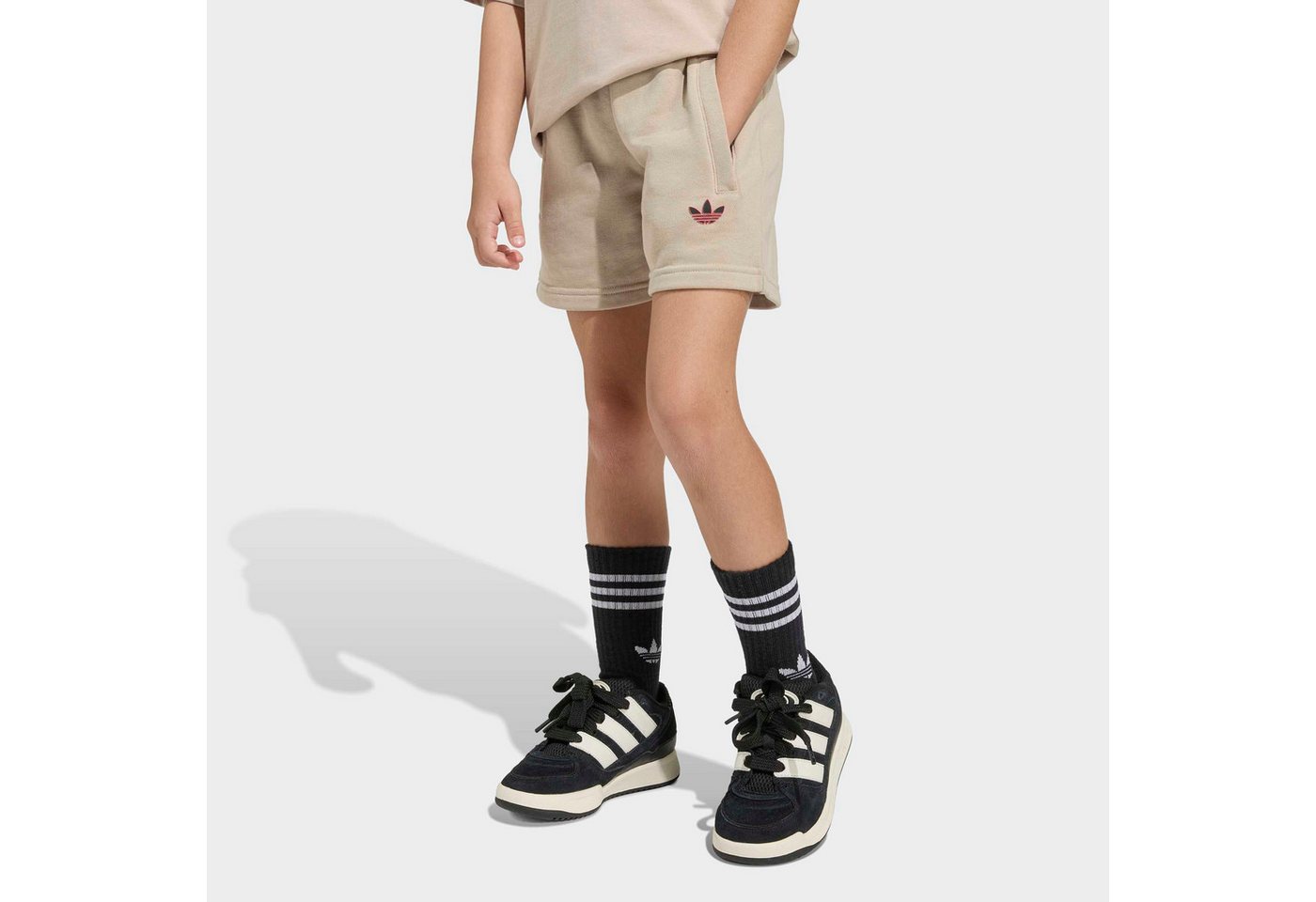 adidas Originals Trainingsanzug TR LO STS (2-tlg), für Kinder, mit 2 Teilen, aus Baumwolle, neutraler Schnitt Bild 4