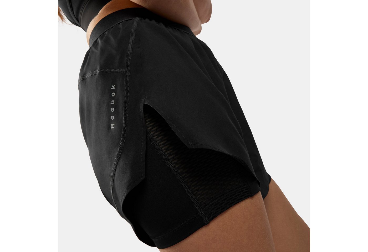 Reebok Laufshorts RUNNING 2 IN 1 SHORT für Laufaktivitäten geeignet, sportlicher Stil Bild 3