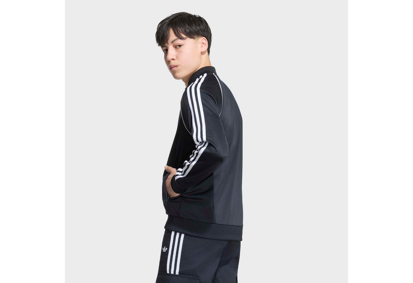 adidas Originals Trainingsjacke SST LO TT für Kinder, mit Reißverschluss, aus Polyester Bild 3