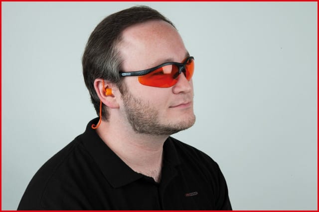 Schutzbrille-orange, mit Ohrstöpsel