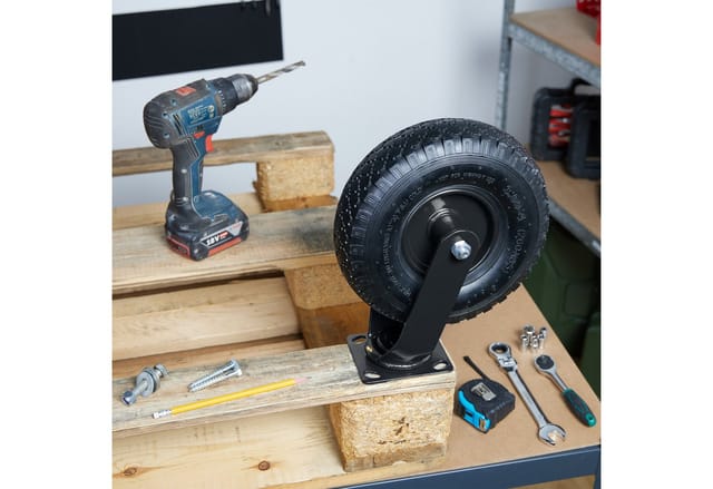 Relaxdays Lenkrolle 2er Set, luftbereift, 3.00-4, Schwerlast-Transportrolle, Platte zum Anschrauben, bis 120 kg, schwarz