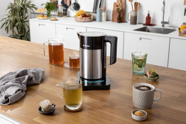 Bosch Wasserkocher TWK7203 edelstahl/schwarz